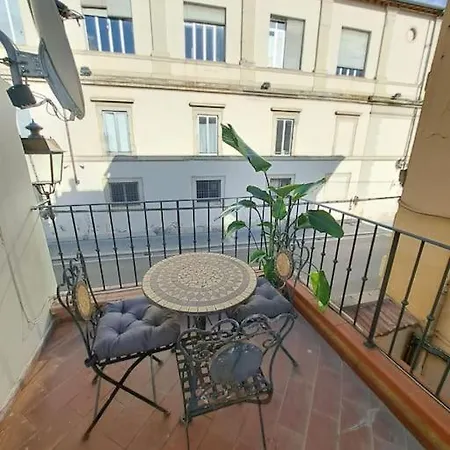 Appartamento Mini Casa Con Terrazzo In Centro